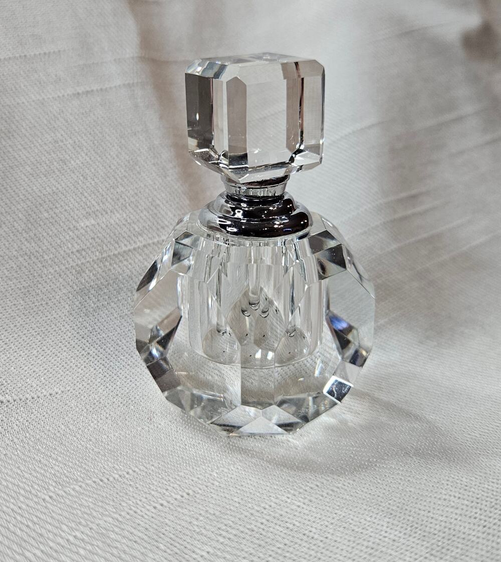 Oleg Cassini Venezia Fine Crystal Faceted Small Square Perfume Bottle w/ Dauber